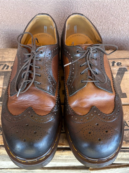 Vintage Dr.Martens 3989. Wingtip Brogue Shoe Made In England main image 9